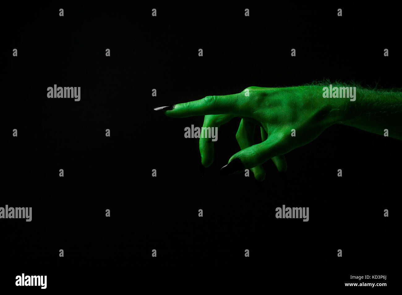 Halloween streghe verdi o zombie mano monster Foto Stock