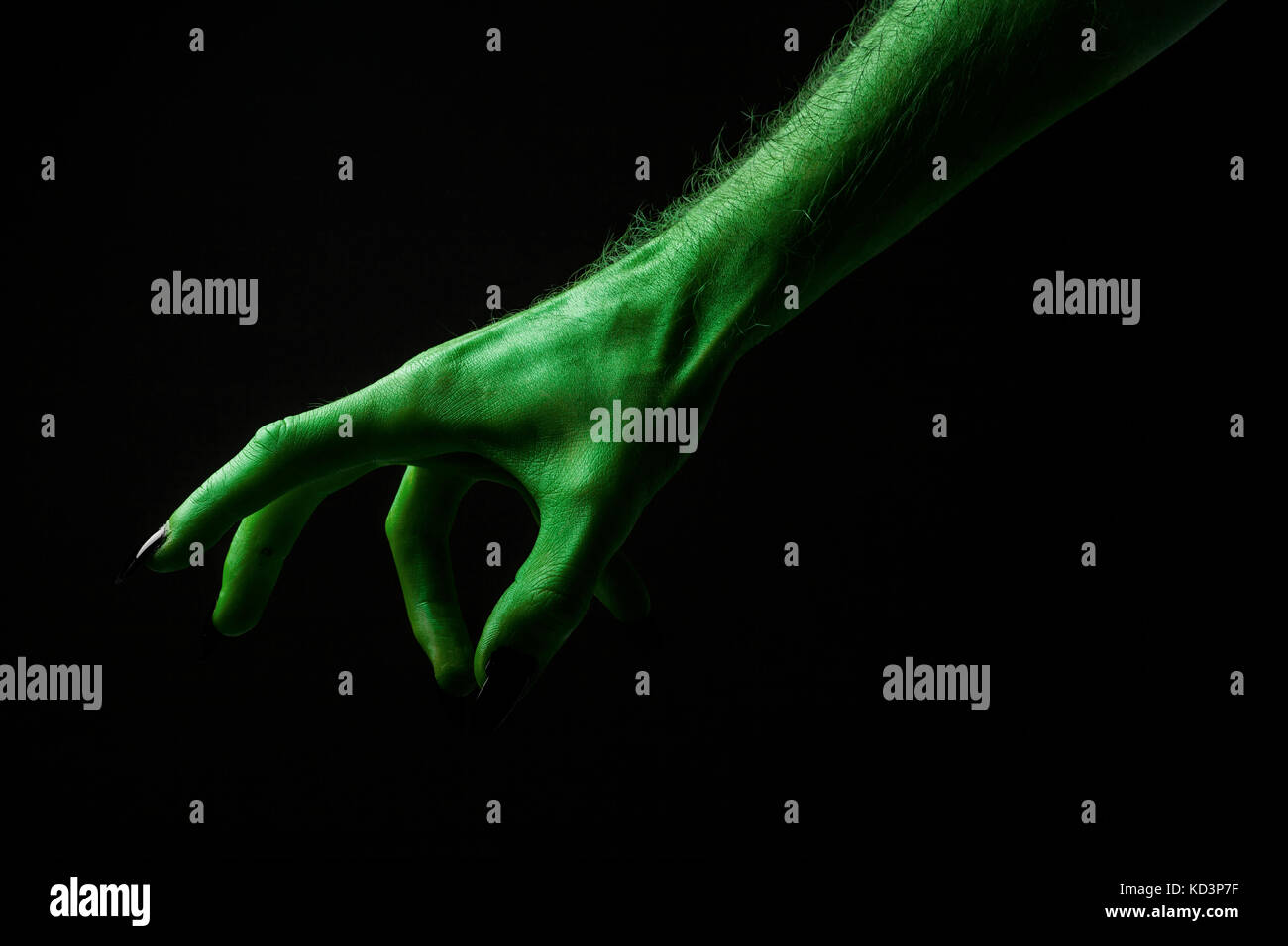Halloween streghe verdi o zombie mano monster Foto Stock