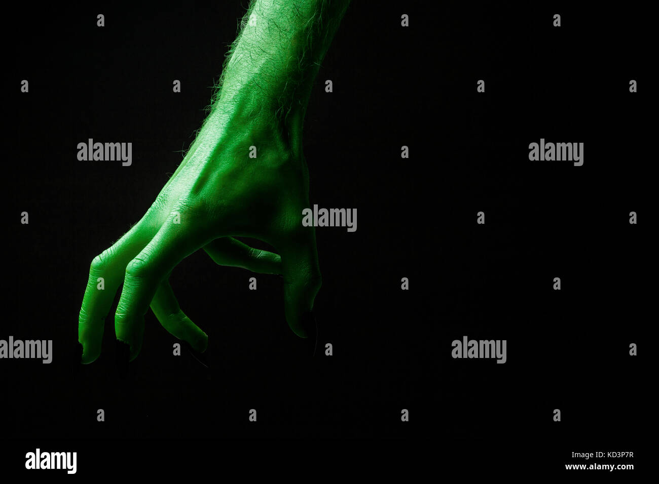 Halloween streghe verdi o zombie mano monster Foto Stock