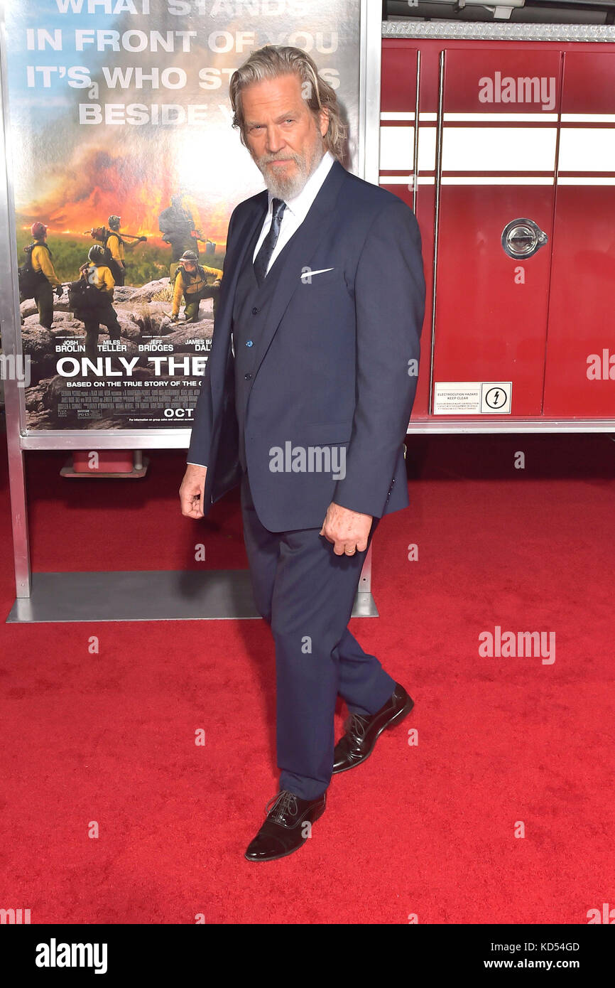Jeff Bridges assiste il "solo coraggiosi" premiere al Regency village theatre il 8 ottobre 2017 a Los Angeles, California. Foto Stock