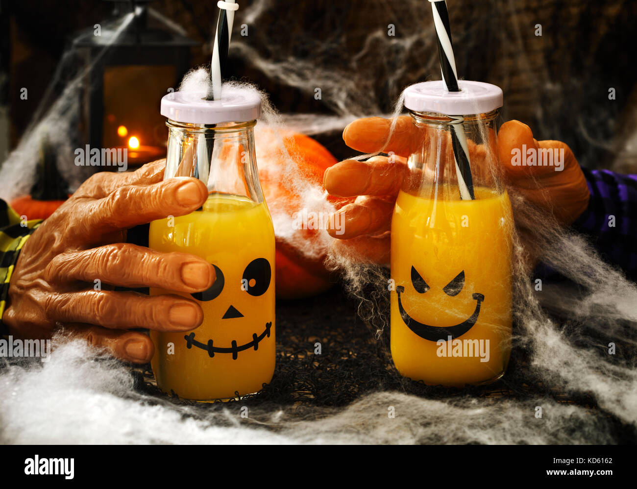 Orange cocktail per caduta e parti di halloween Foto Stock