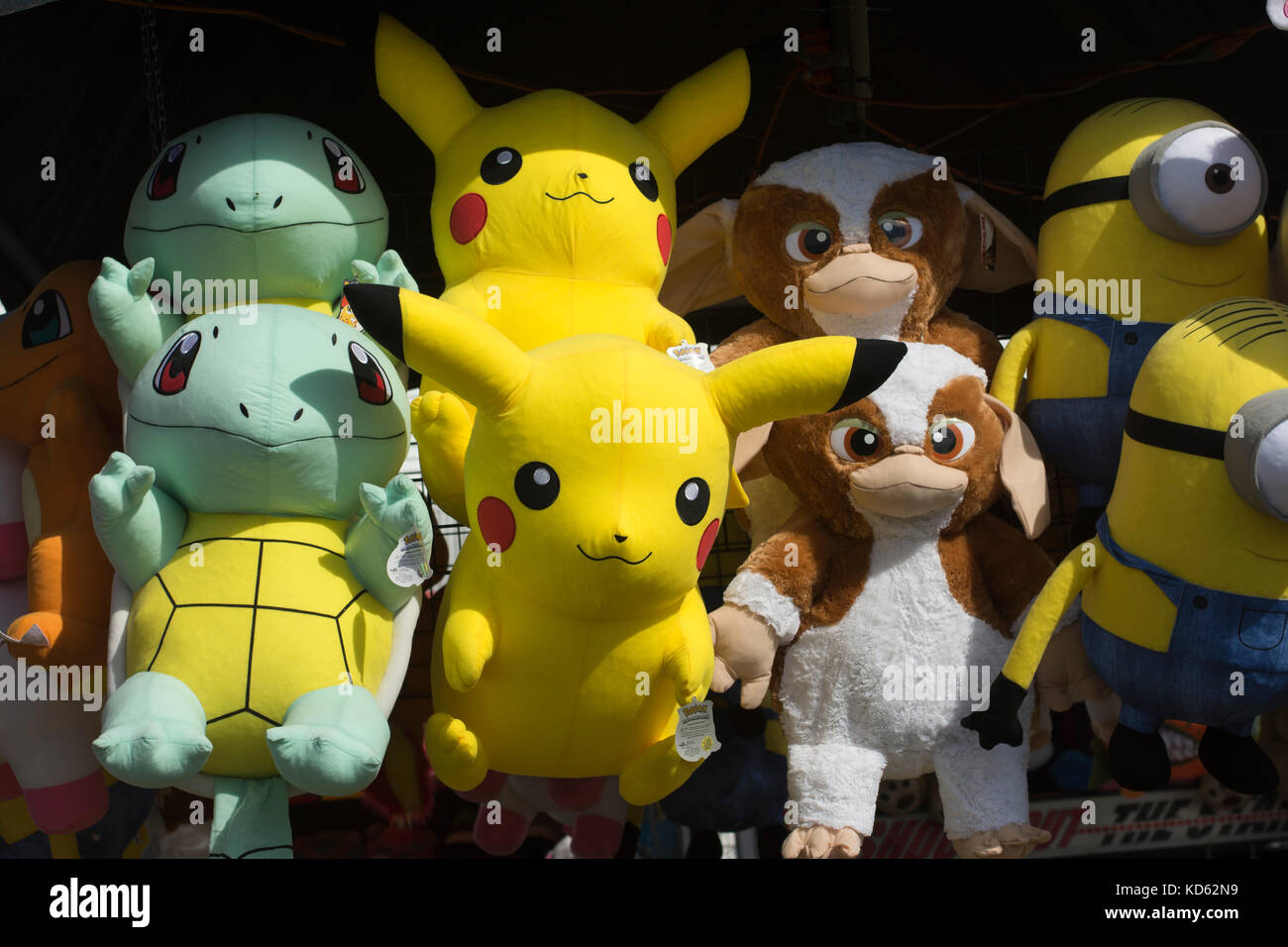 Giocattoli imbottiti in vendita alla Fiera di Fryeburg, Fryeburg, Maine, Stati Uniti Foto Stock