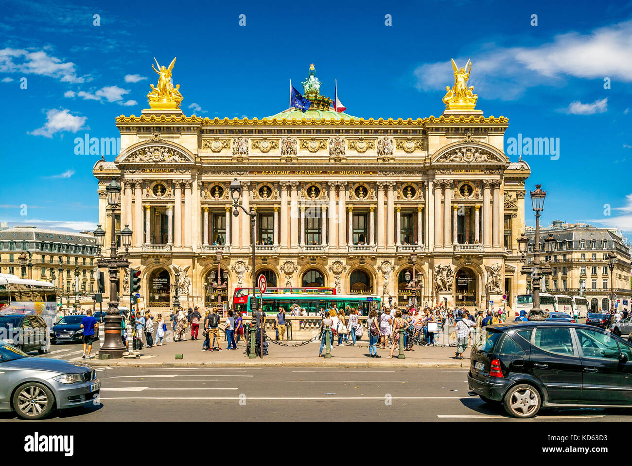 La facciata del Palais Garnier di Parigi, Francia Foto Stock