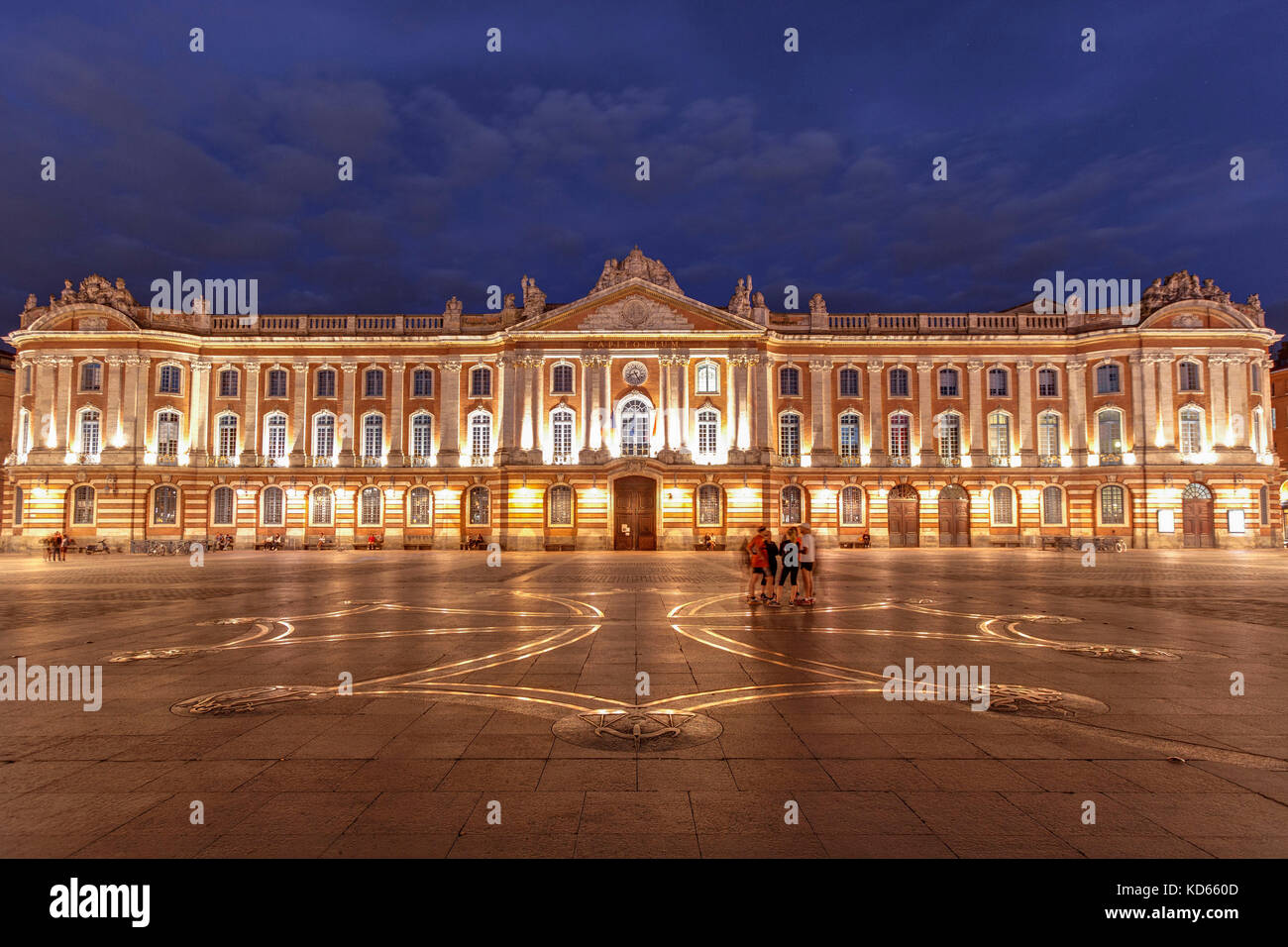 Tolosa (Francia meridionale): City Hall di 'Place du Capitole " square, nel centro di Tolosa (non disponibile per la produzione di cartolina) Foto Stock