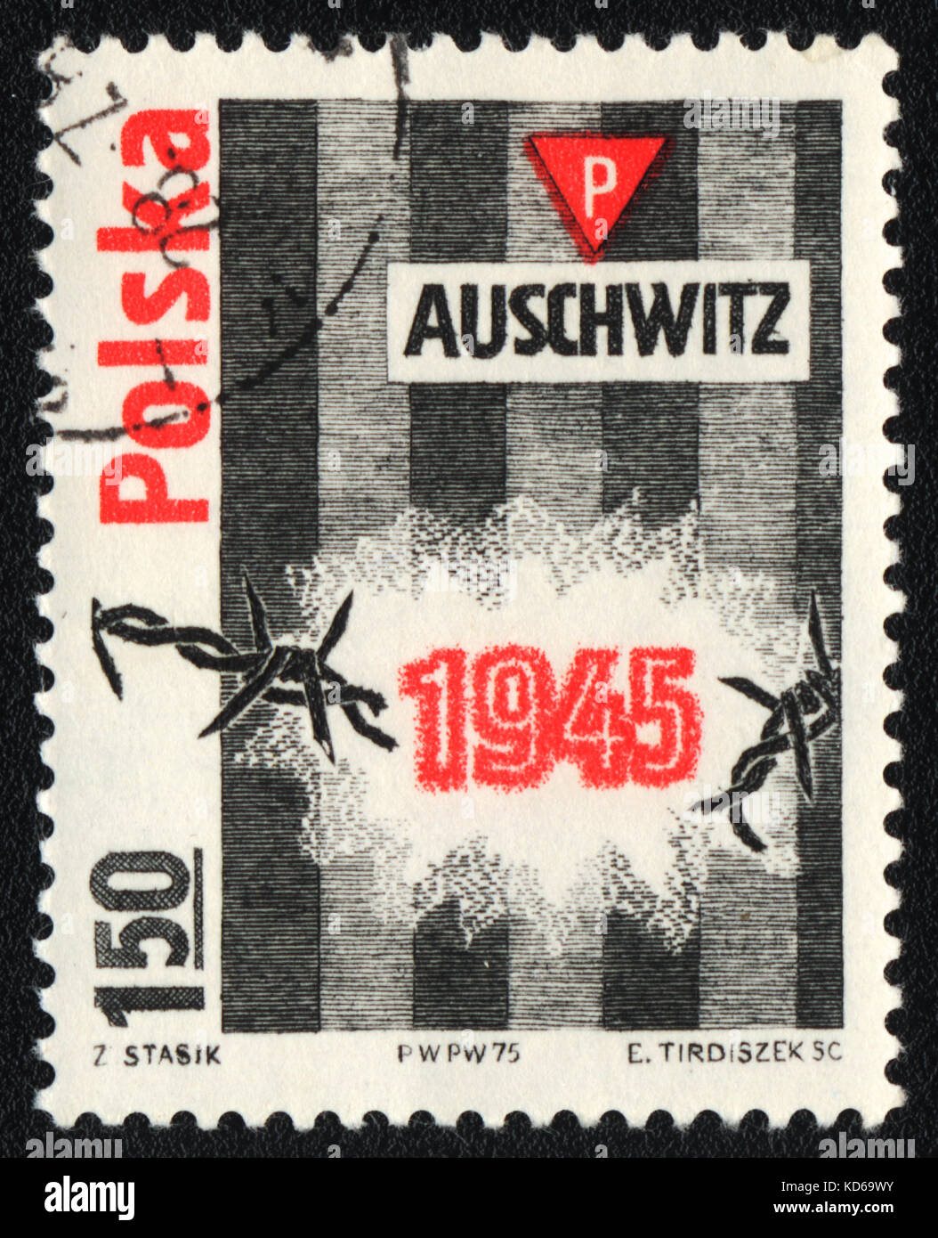 Un francobollo stampato in Polonia Mostra campo di concentramento di Auschwitz, circa 1975 Foto Stock