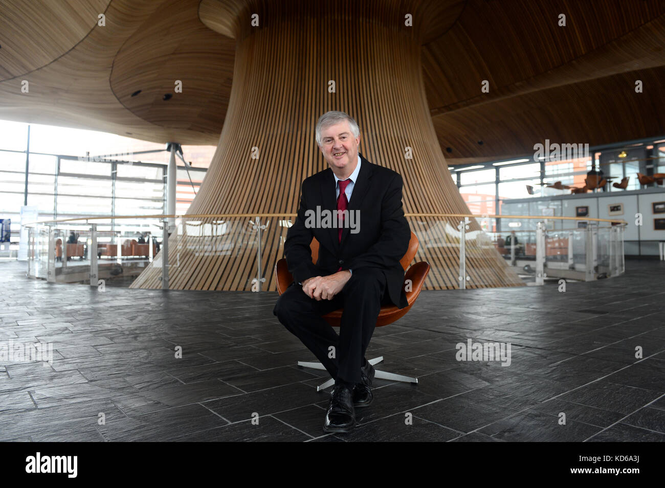 Contrassegnare drakeford am per Cardiff a ovest e il cabinet segretario per le finanze e governo locale fotografato alla senedd, Cardiff Bay, Wales, Regno Unito Foto Stock