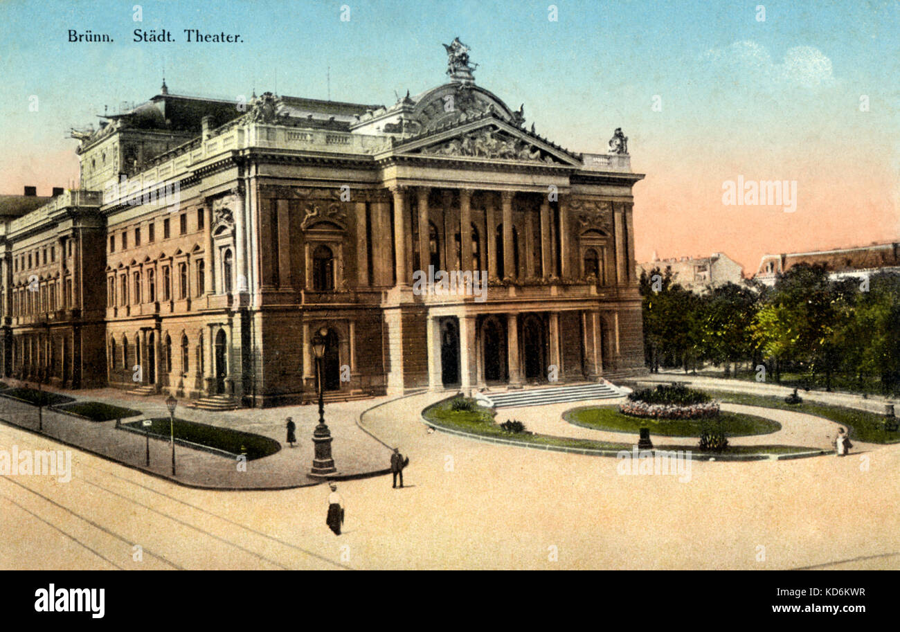 Stadttheater di Brno (Brünn) agli inizi del XX secolo. La Cecoslovacchia. Impero austro-ungarico. Scena di strada. Janacek collegamento cartolina colorised Foto Stock