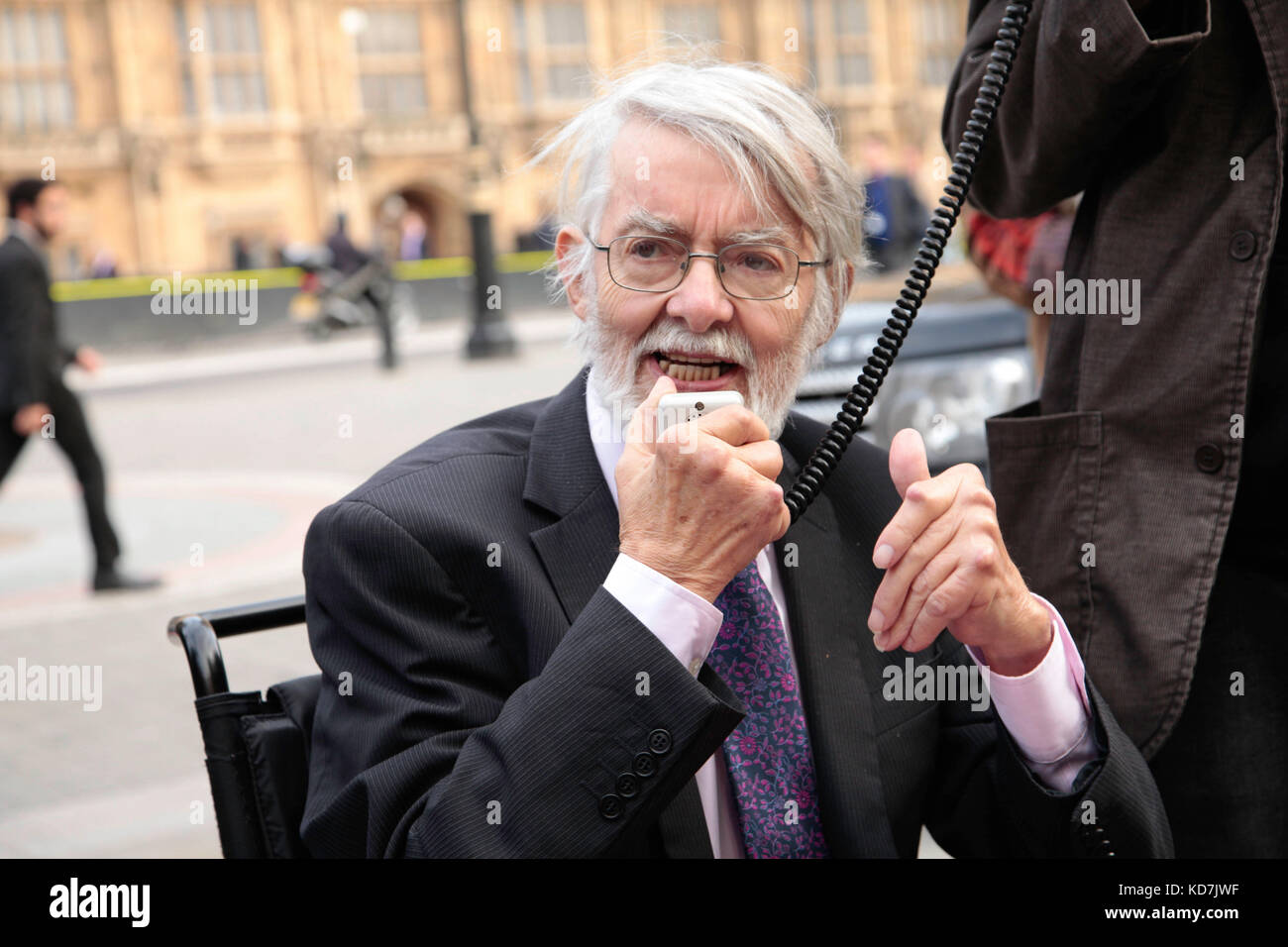 Londra, Regno Unito. 10 Ott 2017. La cannabis medicinale sarà discussa in parlamento, mentre Paul Flynn porta i membri privati a prendere in considerazione i benefici medici della cannabis, nella sua condizione che è l'artrite rhumatiod. Credit: Philip Robins/Alamy Live News Foto Stock