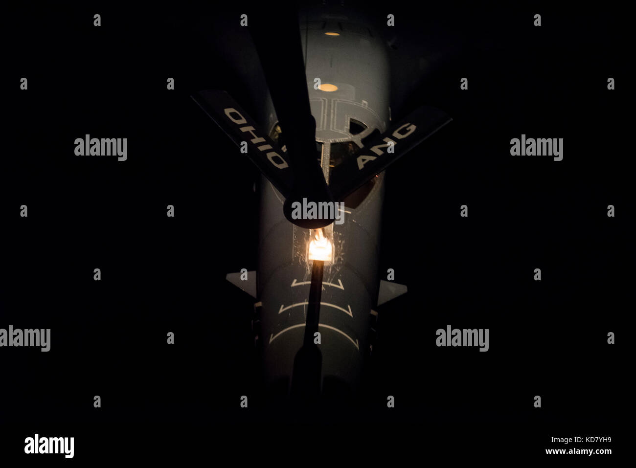 United States Air Force B-1B Lancer di Notte il rifornimento di carburante Foto Stock