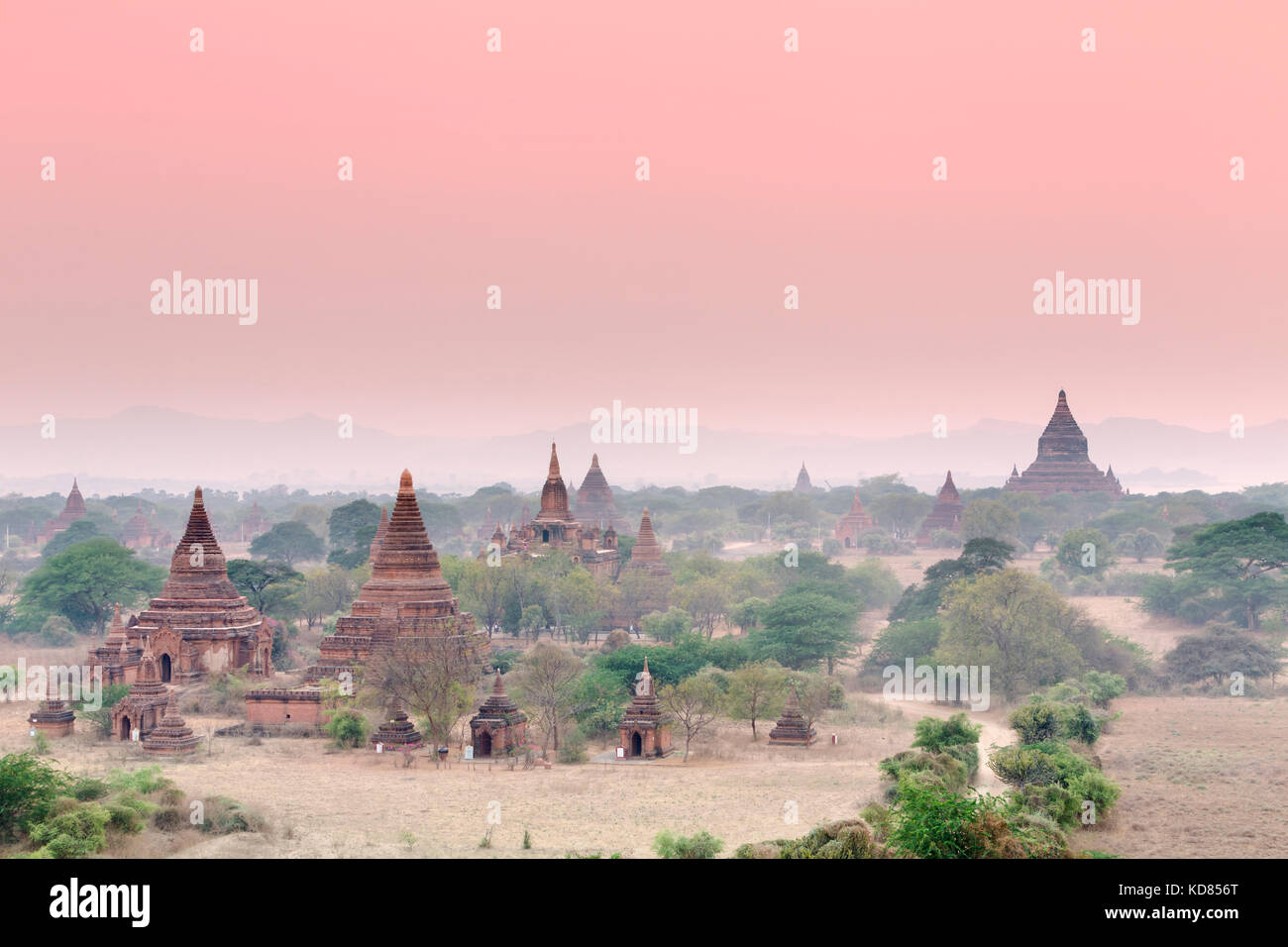 I templi della zona archeologica di Bagan, Bagan, Myanmar Foto Stock