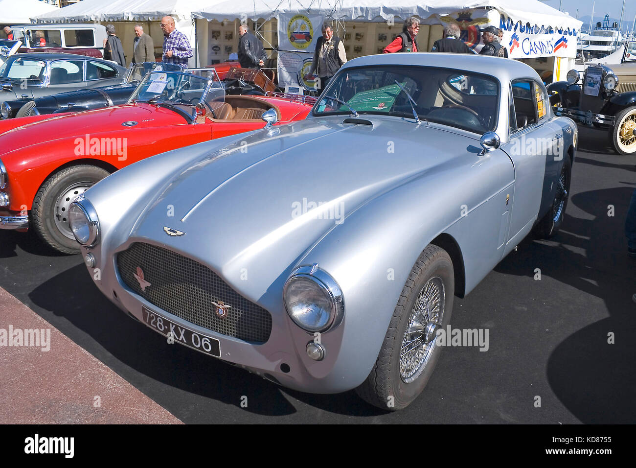 11 MARZO: MONACO MOTOR LEGEND 2012. Fiera internazionale per collezionisti e professionisti di auto d'epoca. Aston Martin DB2 / 4 MKIII Foto Stock