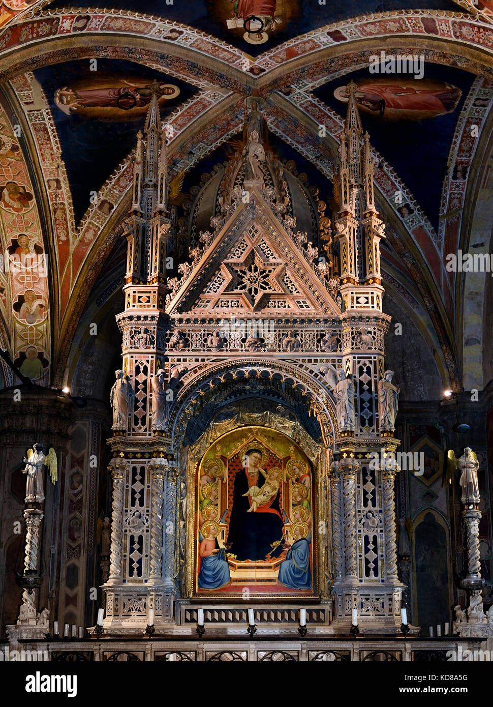 Tabernacolo di Andrea Orcagna - c. 1359 Madonna di Bernardo Daddi - c. 1346 Orsanmichele ( o Orto di San Michele ) è una chiesa di Firenze ( in 1336 come un mercato e deposito di grano area, come su commissione della seta guild (seta europea). Foto Stock