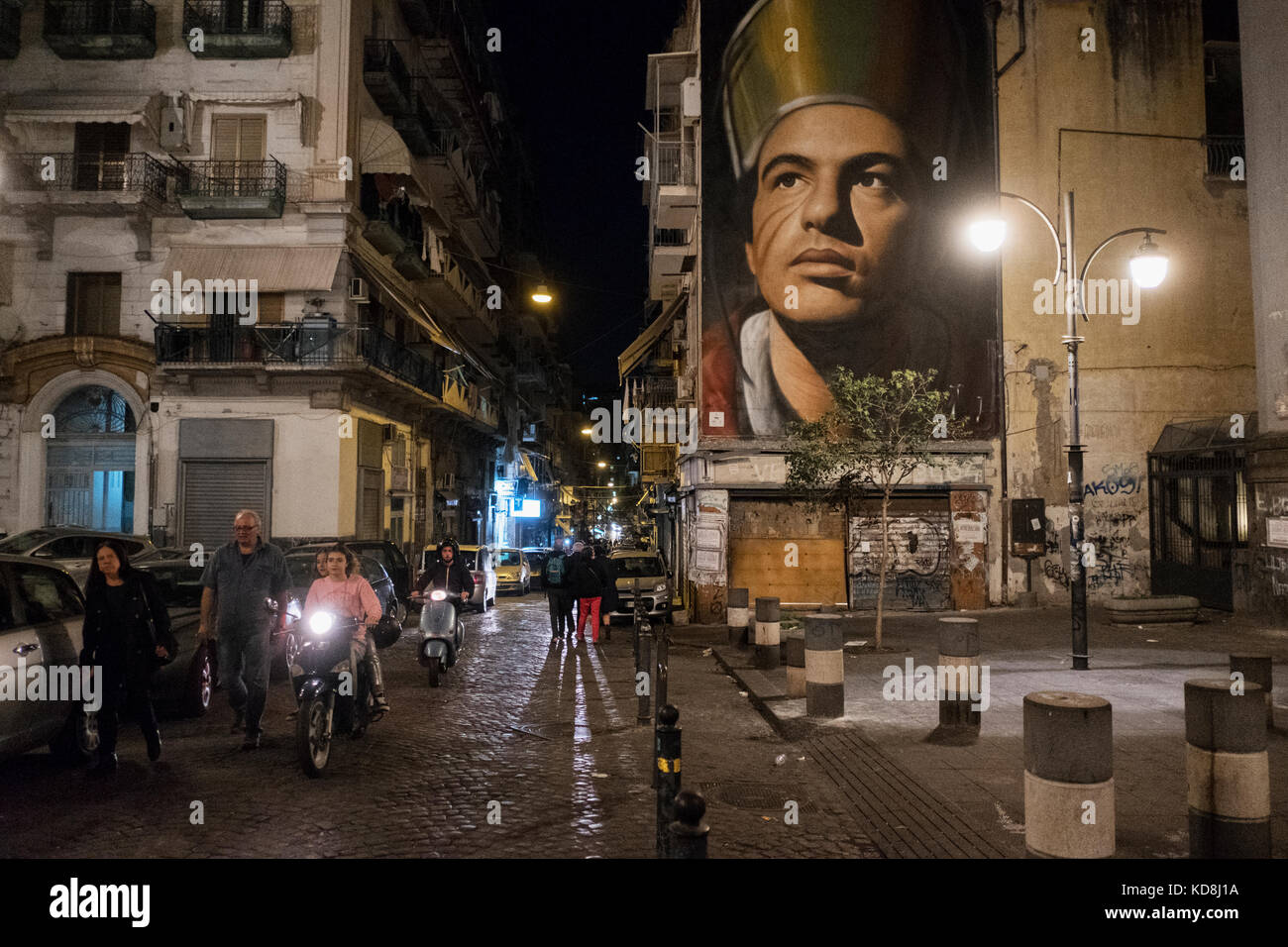 Il murale di 'San Gennaro' dall'artista di strada Jorit Agoch nella forcella, Napoli. Foto Stock