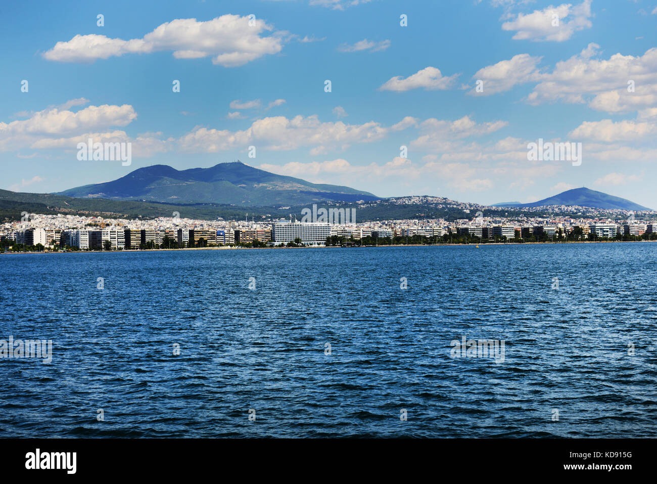 Salonicco viste sulla città e la città del mare come si vede dal sul Golfo Termaico. Foto Stock