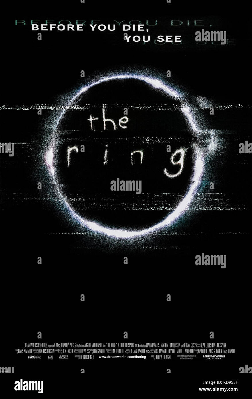 L'anello (2002) diretto da Gore Verbinski e interpretato da Naomi Watts, Martin Henderson e Brian Cox. Hollywood remake dell'horror giapponese classico, persone muoiono entro 7 giorni dopo la visione di una misteriosa videocassetta. Foto Stock