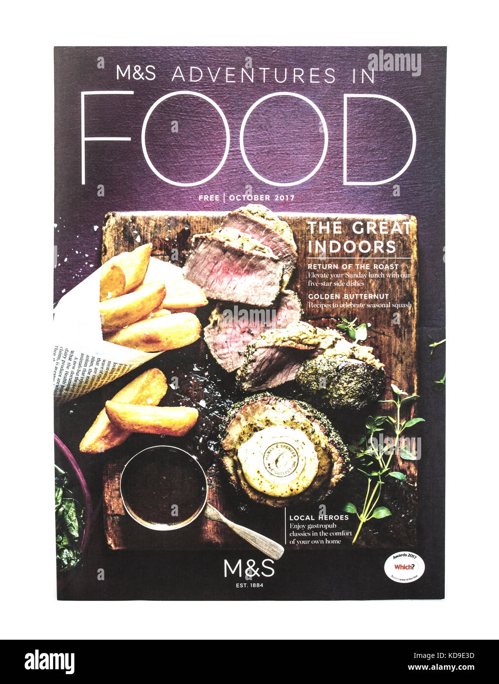 Swindon, Regno Unito - 11 ottobre 2017: Marks e Spencer adventures in food magazine cover anteriore alla grande in ambienti interni Foto Stock