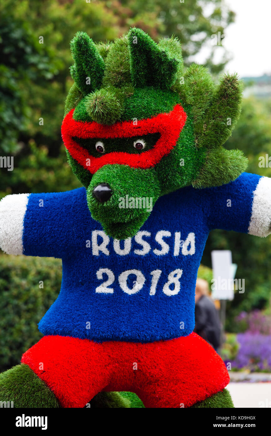 Erba simbolo del Campionato del mondo di calcio in Russia 2018 lupo chiamato Zabivaka Foto Stock