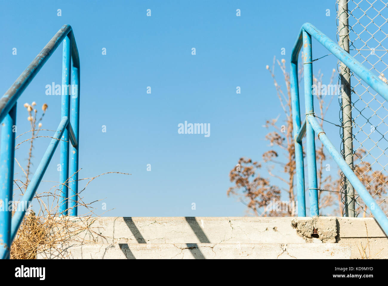 Diga secco escape blue scale Foto Stock Diga secco escape blue scale Foto Stock