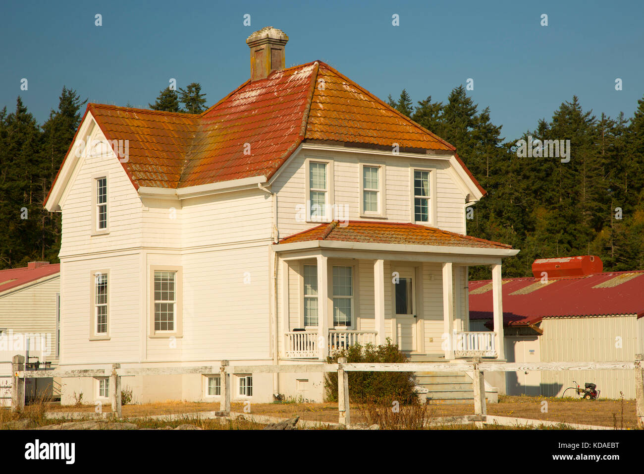 Marrowstone punto luce stazione Casa Custodi, Fort Flagler State Park, Washington Foto Stock