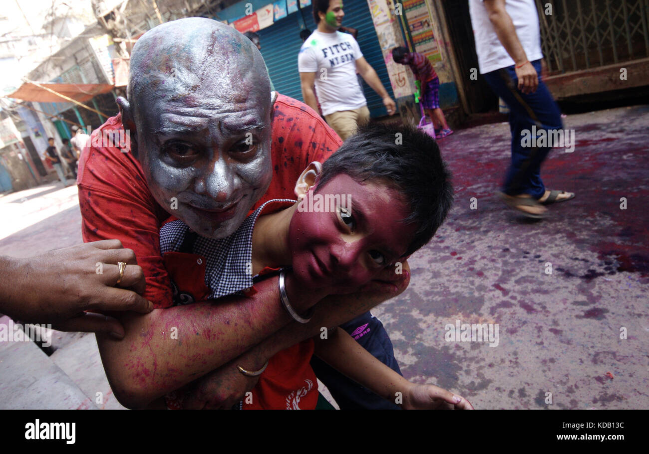 Holi o phagwah è un famoso festival di primavera. holi commemora il massacro del demoness holika dal signore Vishnu è devoto prahlad. Così, il festiva Foto Stock