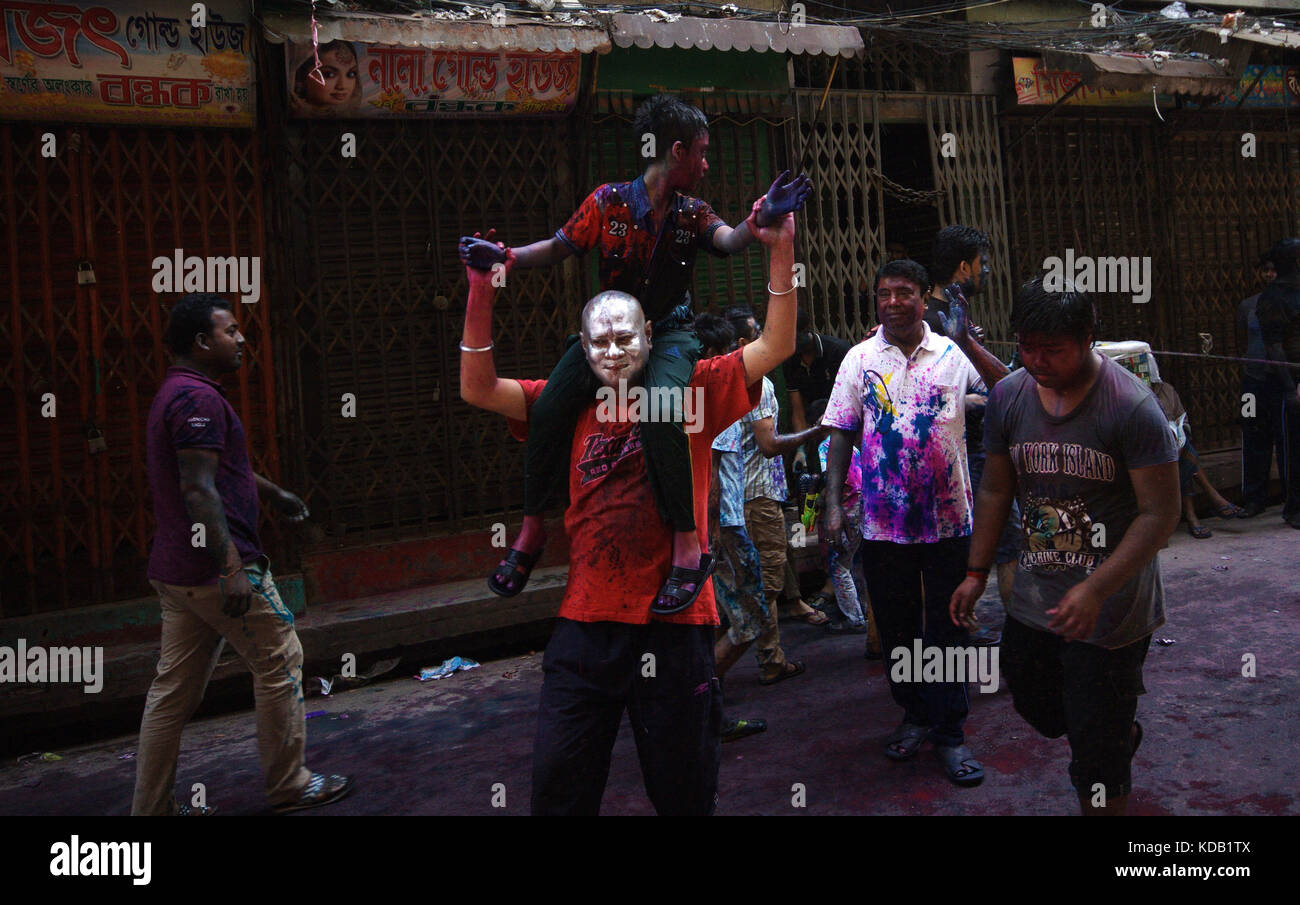 Holi o phagwah è un famoso festival di primavera. holi commemora il massacro del demoness holika dal signore Vishnu è devoto prahlad. Così, il festiva Foto Stock