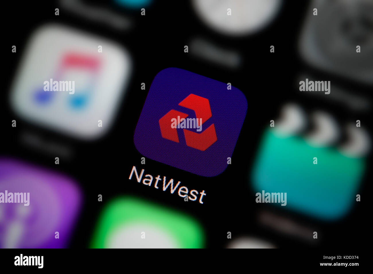 Una inquadratura ravvicinata del logo che rappresenta Natwest Icona app, come si vede sullo schermo di un telefono intelligente (solo uso editoriale) Foto Stock