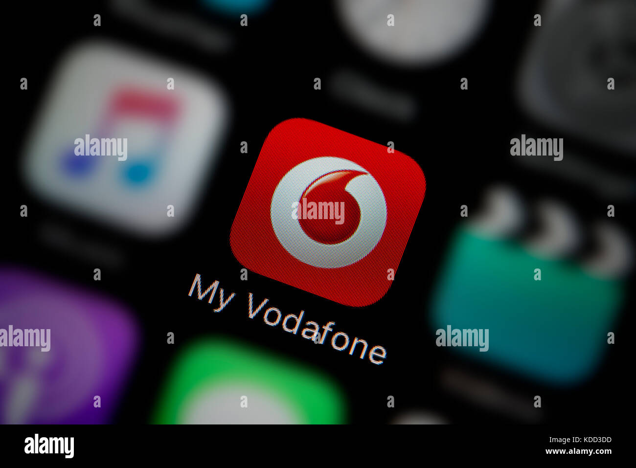 Una inquadratura ravvicinata del logo che rappresenta la mia Vodafone app, come si vede sullo schermo di un telefono intelligente (solo uso editoriale) Foto Stock