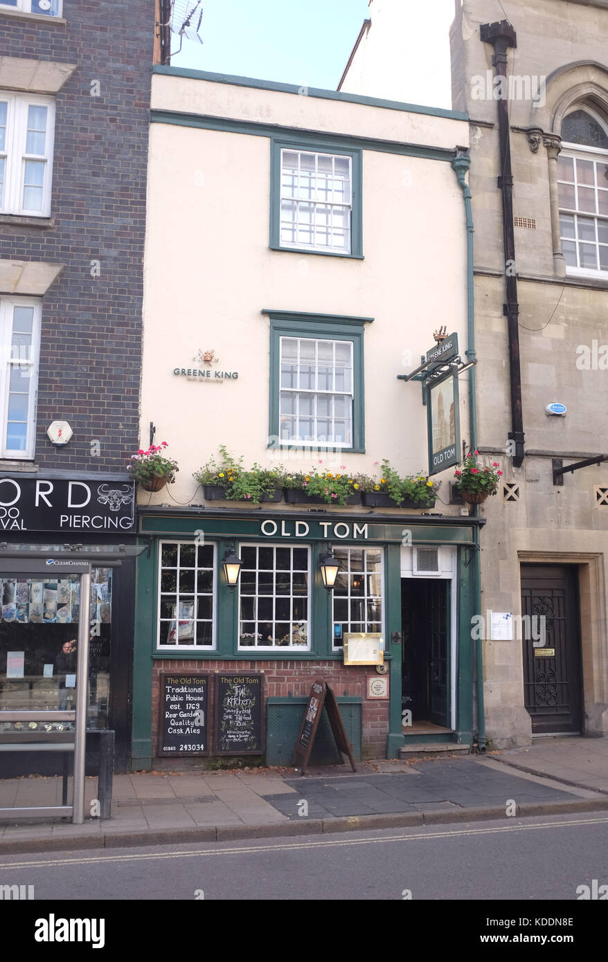 Oxford Oxfordshire Regno Unito - Old Tom pub nel centro della città Foto Stock