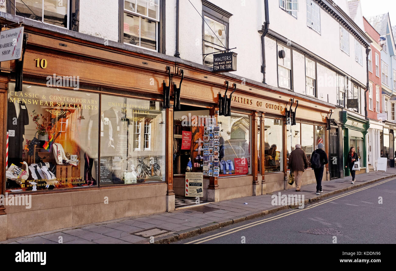 Oxford Oxfordshire UK - negozio specializzato in abbigliamento Walters of Oxford University Foto Stock