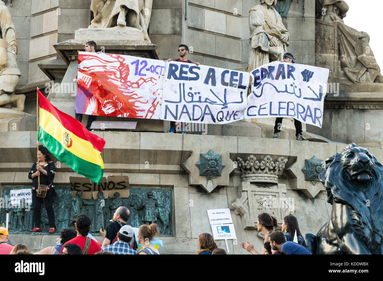 Barcellona, Spagna 12 ottobre 2017: Spagnolo anniversario della scoperta dell'America Credito: Marco Pachiega/Alamy Live News Foto Stock