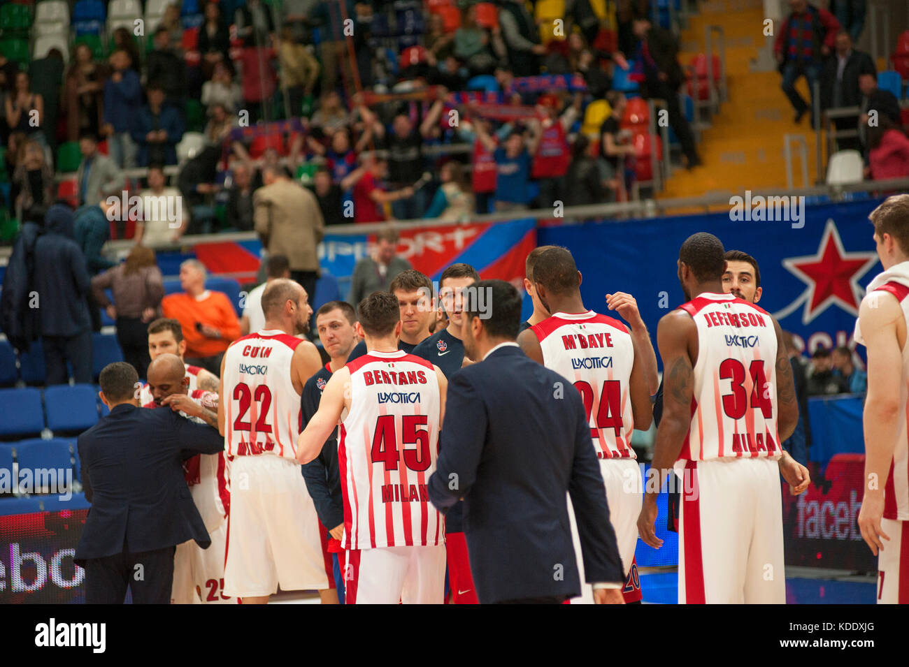 Mosca, Russia. 12 ottobre 2017. CSKA Moscow-EA7Milan, Basketball Euroleague, Thirst round, Megasport Arena, Mosca, Russia credito: Konstantin Zismanov/Alamy Live News Foto Stock