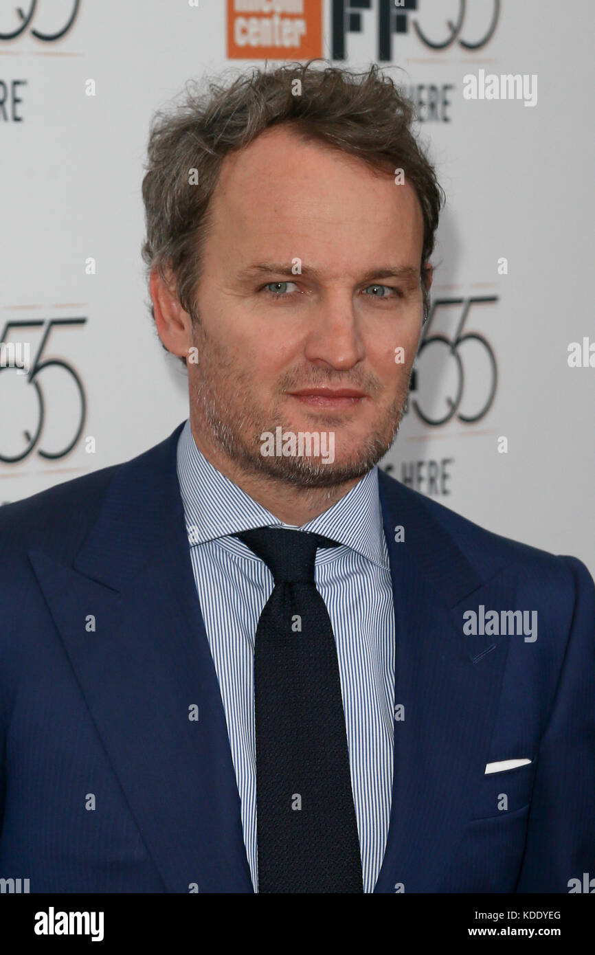 Attore jason clarke assiste il 'mudbound' premiere a Alice Tully Hall presso il Lincoln Center durante il cinquantacinquesimo new york film festival nel mese di ottobre 12, 2017 a new york, ny, Stati Uniti d'America. Credito: akphoto/alamy live news Foto Stock