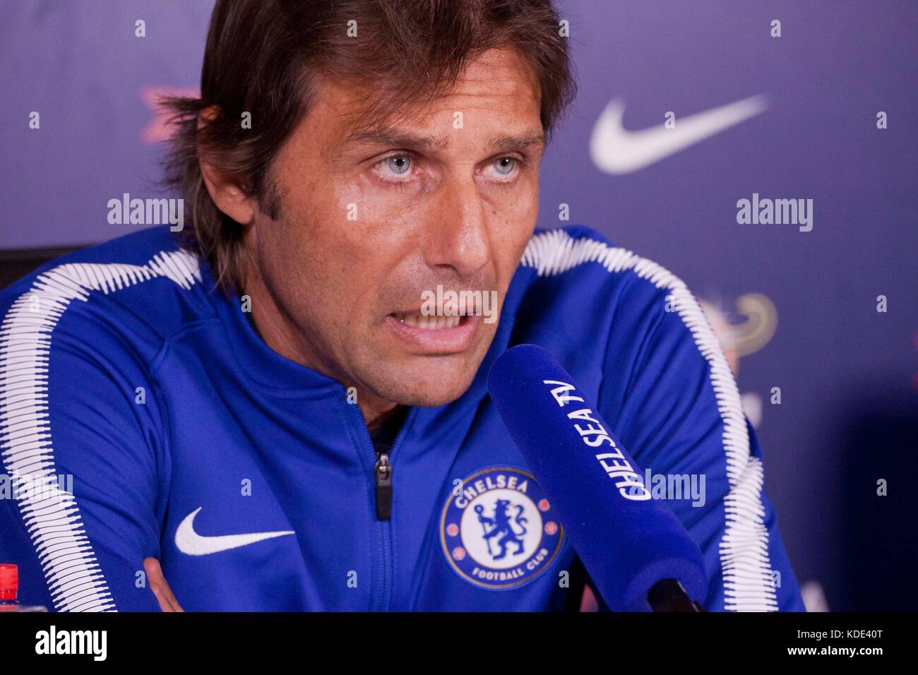 Cobham, Regno Unito. Xiii oct, 2017. cobham, surrey, Regno Unito ottobre 13th, 2017 Chelsea Football Club manager, Antonio Conte parla alla stampa prima del loro gioco al Crystal Palace fc in premier league di domani. Credito: motofoto/alamy live news Foto Stock