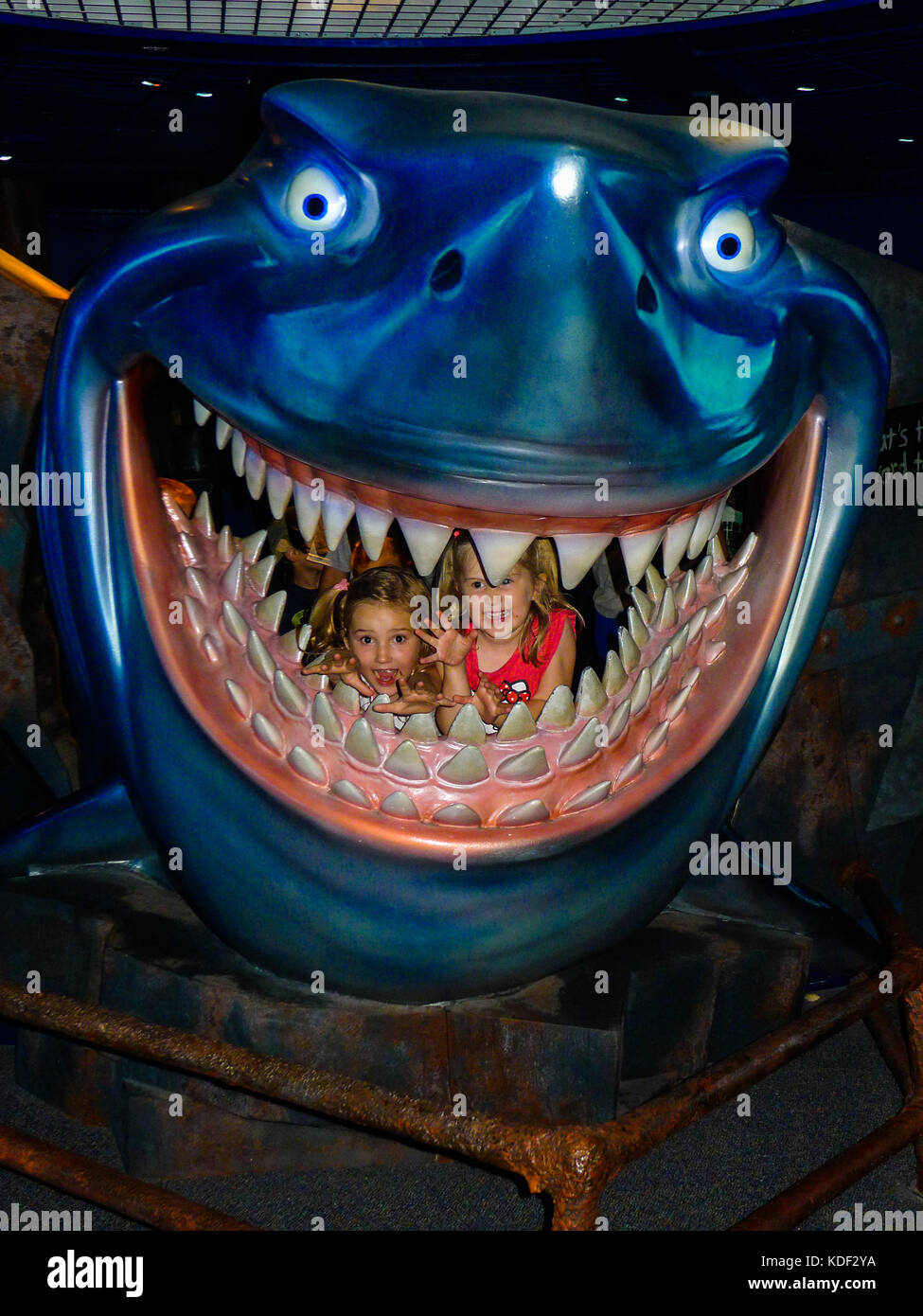 I bambini nelle ganasce bocca attrazione, Disney World, il parco a tema di Orlando, Florida Foto Stock