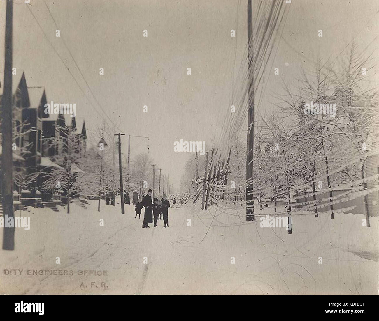 Questo è un riferimento geografico a Huron Street, situata a nord di Russell Street. Si riferisce probabilmente a un'area in una città o in un ambiente urbano, con un possibile significato storico. Foto Stock