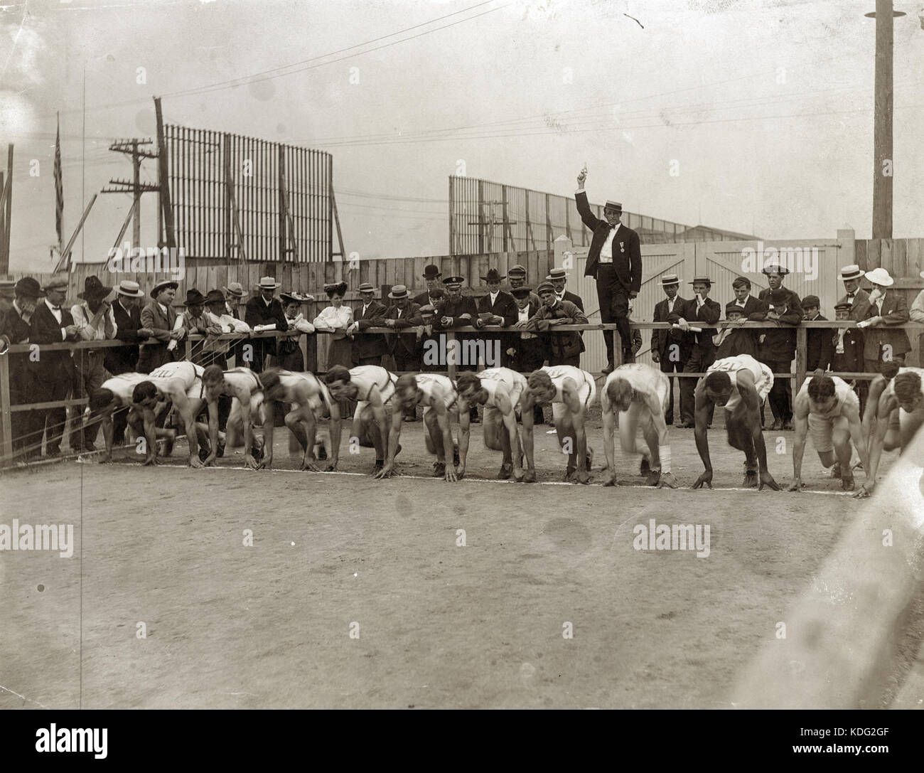 Giochi Olimpici inizio dei 400 metri di gara al 1904 Olimpiadi Foto Stock