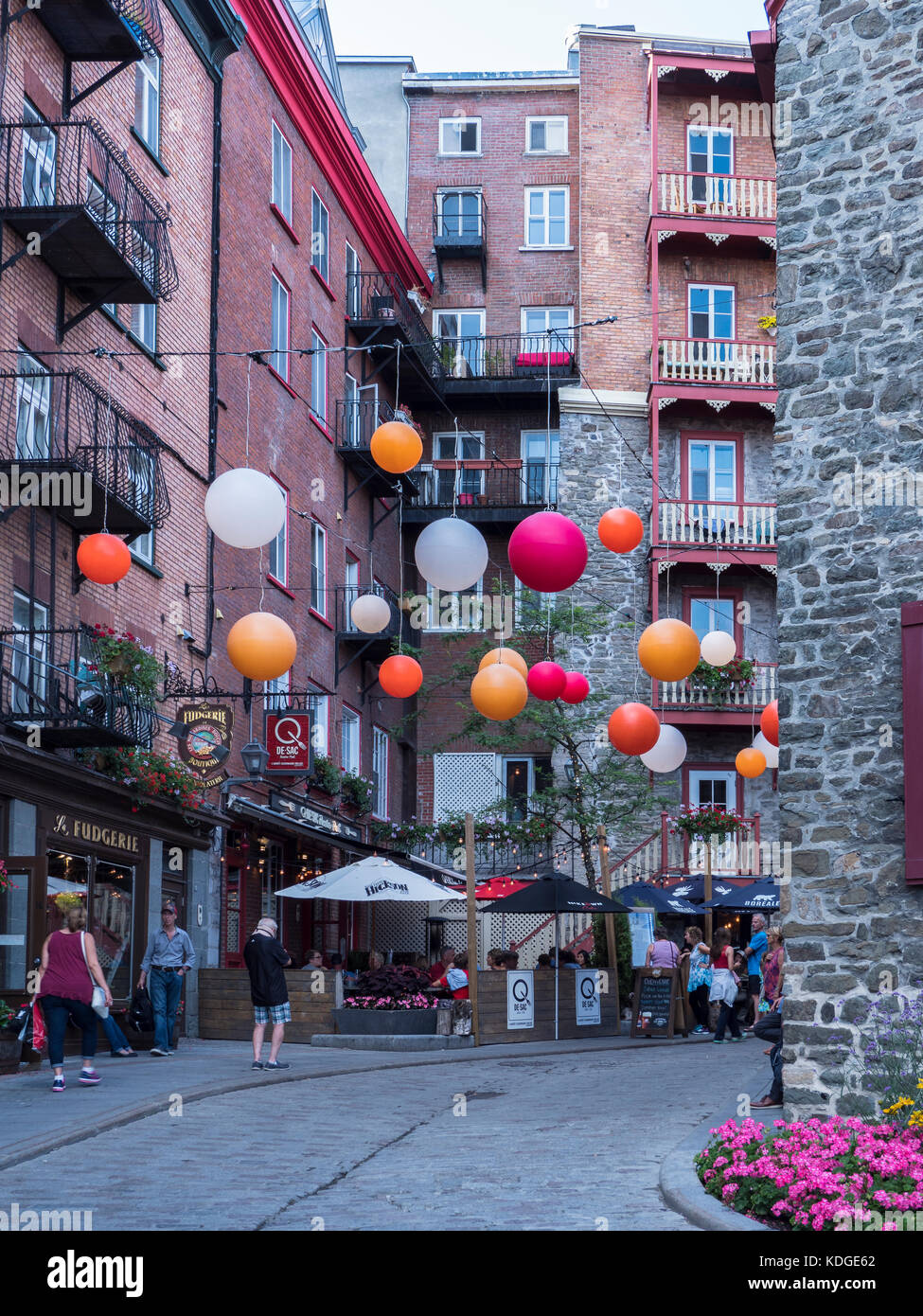 Rue du Cul de Sac, inferiore Vieux Quebec, la Città Vecchia, la città di Québec, Canada. Foto Stock