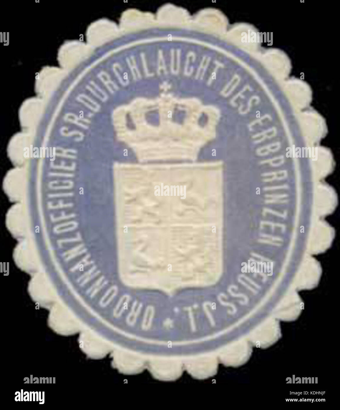 Siegelmarke Ordonnanzofficier Sr. D. des Erbprinzen Reuss è un marchio storico associato alla classe ufficiale del principato di Reuss in Germania. Questo sigillo specifico indica il grado di Ordonnanzofficier (un ufficiale cerimoniale) ed è stato utilizzato per la documentazione ufficiale all'interno del sistema di governo della famiglia Reuss durante il XIX secolo. Foto Stock