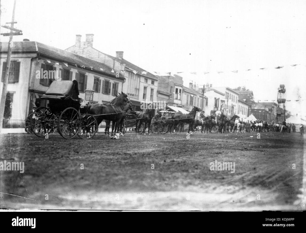 Cavalli e carrozze a Oxford Street Fair 1913 (3191686634) Foto Stock