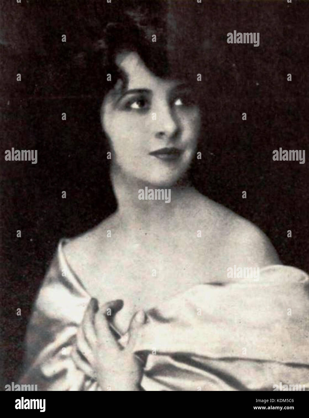 Lucy Fox Giu 1921 EH Foto Stock