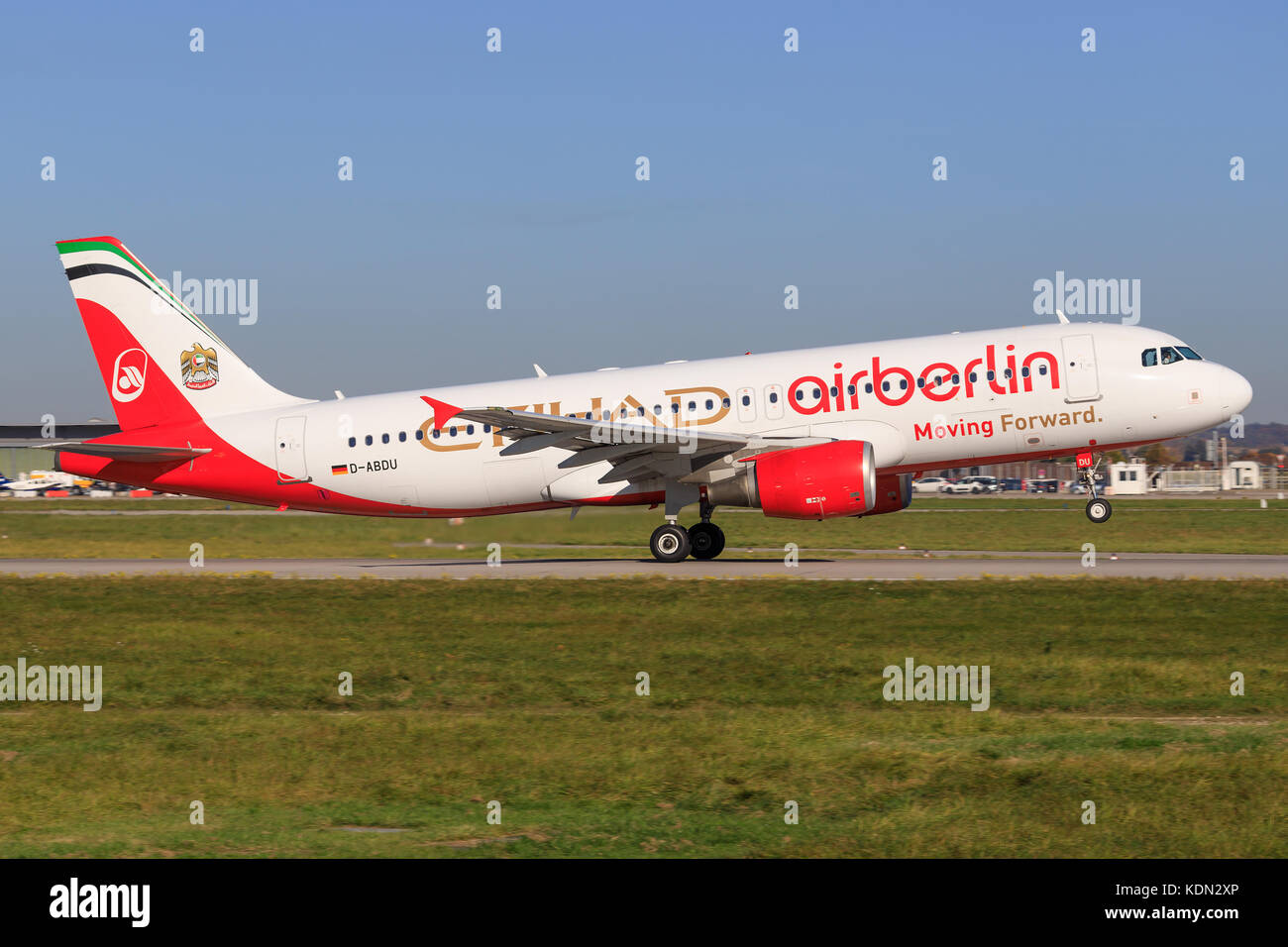 Stoccarda/Germania settembre 29, 2017: Air Berlin a320 all'aeroporto di Stoccarda. Foto Stock