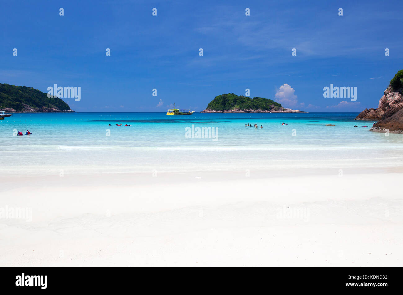 Una spiaggia di sabbia bianca su Redang Island, Malaysia Foto Stock