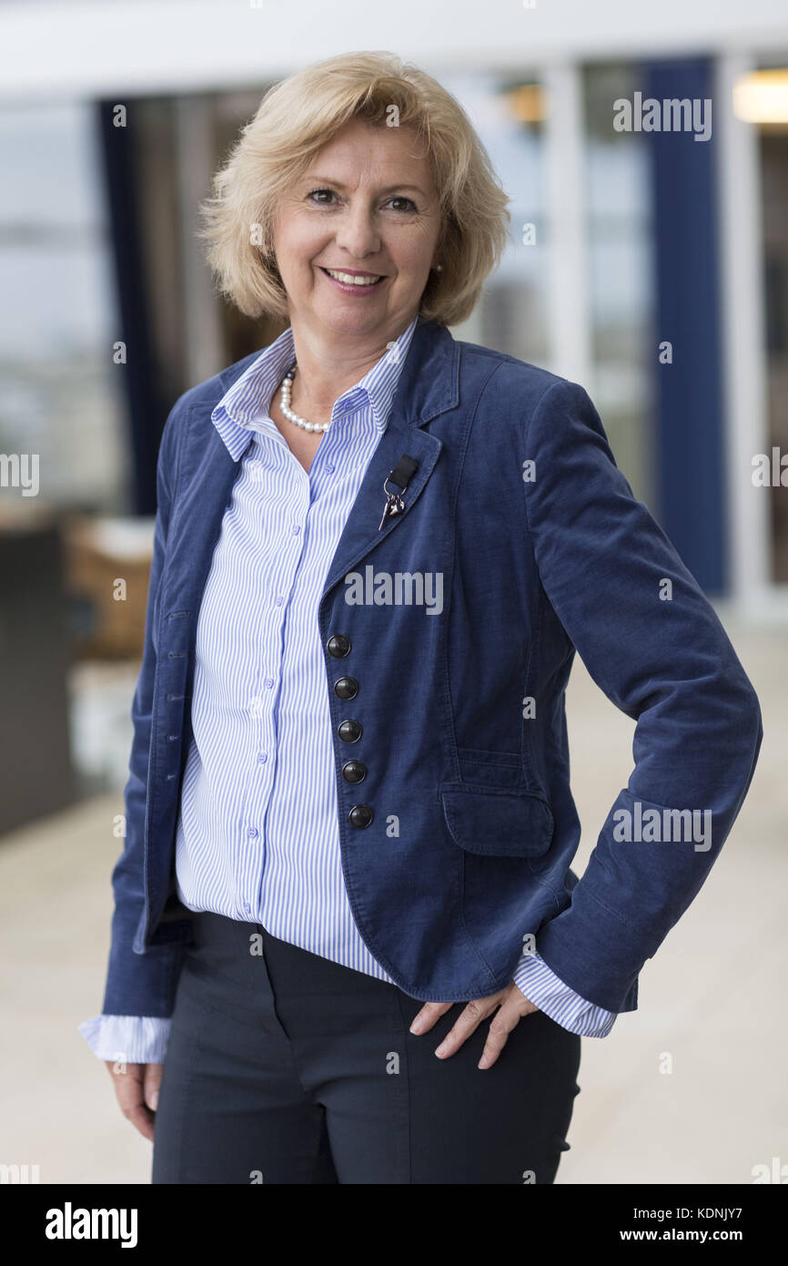 Photocall 50 Jahre aktenzeichen xy ungeloest a zdf landesstudio ad Amburgo con: INA-maria reize-wildemann dove: Amburgo, Germania Quando: 13 set 2017 credit: schultz-coulon/wenn.com Foto Stock