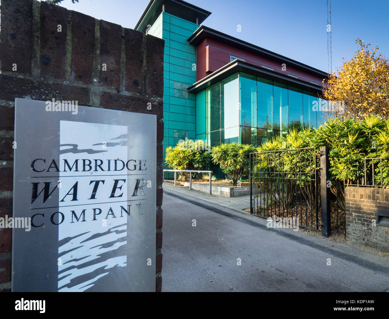 Cambridge Acqua Società uffici in strada Fulbourn Cambridge Regno Unito. La società fa parte del South Staffordshire acqua Plc Foto Stock