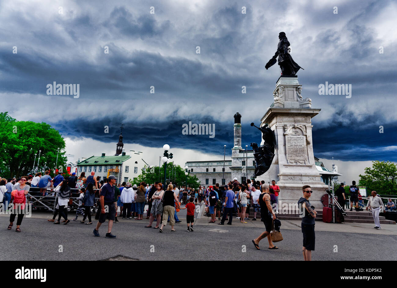 Un potente tempesta estiva su Quebec City Foto Stock