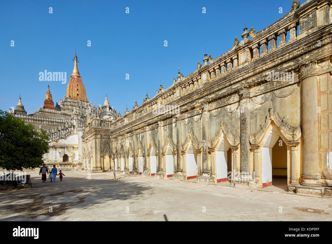 Ananda Phaya (Tempio), Bagan (pagano), Myanmar (Birmania), Sud-est asiatico Foto Stock