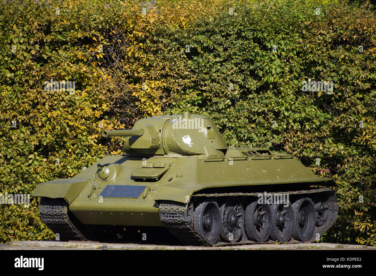 Monumento russo serbatoio T-34/76 a Danzica, Polonia. Il 15 ottobre 2017. Si dice che questo serbatoio dal primo polacco brigata corazzata di comunista polacco pe Foto Stock