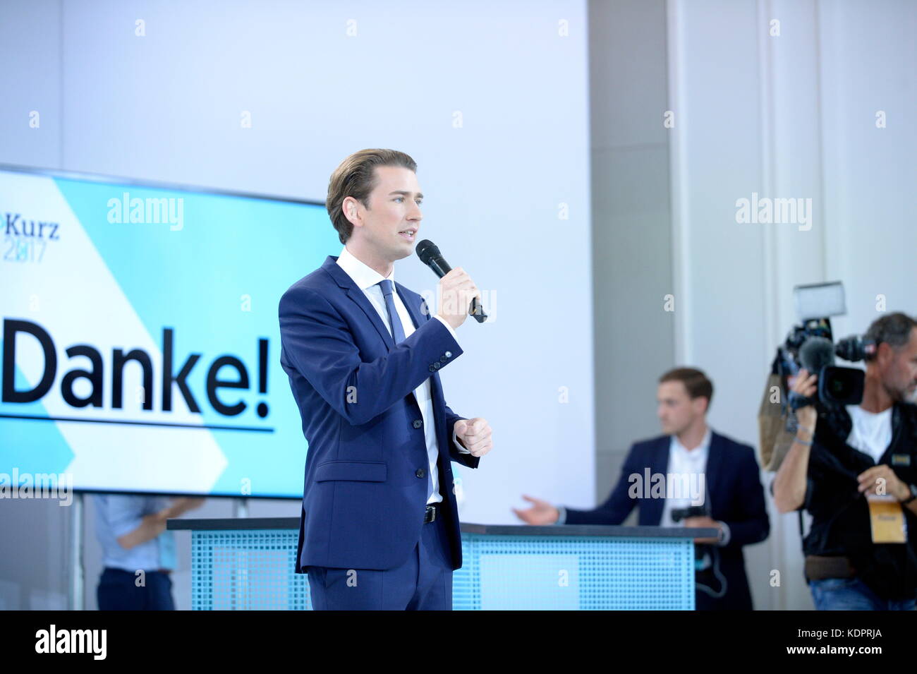 Vienna, Austria. Il 15 ottobre 2017. Candidato alle elezioni Sebastian Kurz visiti il partito elettorale della lista Sebastian Kurz, nuovo ÖVP (Partito popolare austriaco). Nella foto Sebastian Kurz. Credito: Franz Perc / Alamy Live News Foto Stock