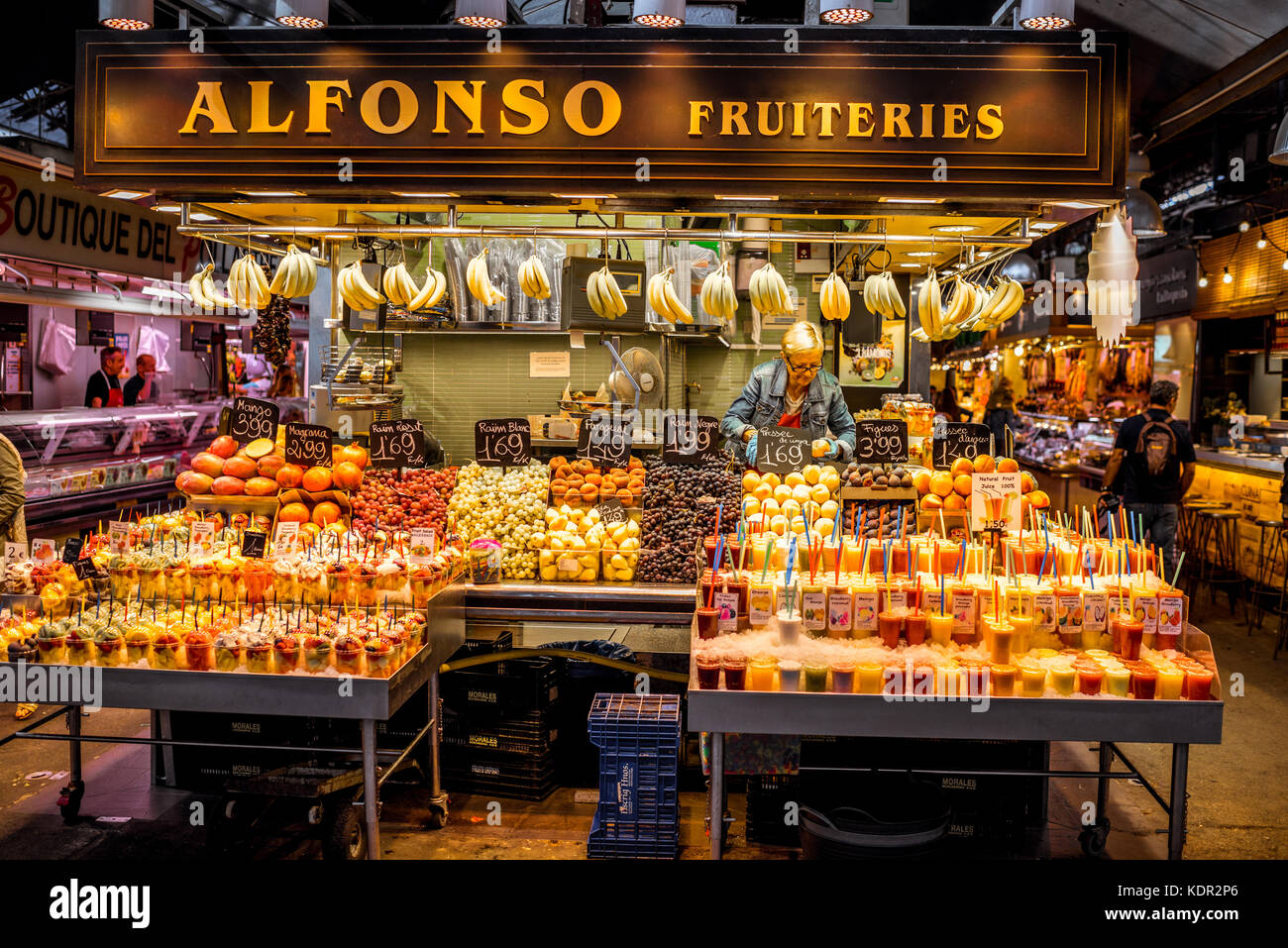 Il mercato della Boqueria di Barcellona Foto Stock