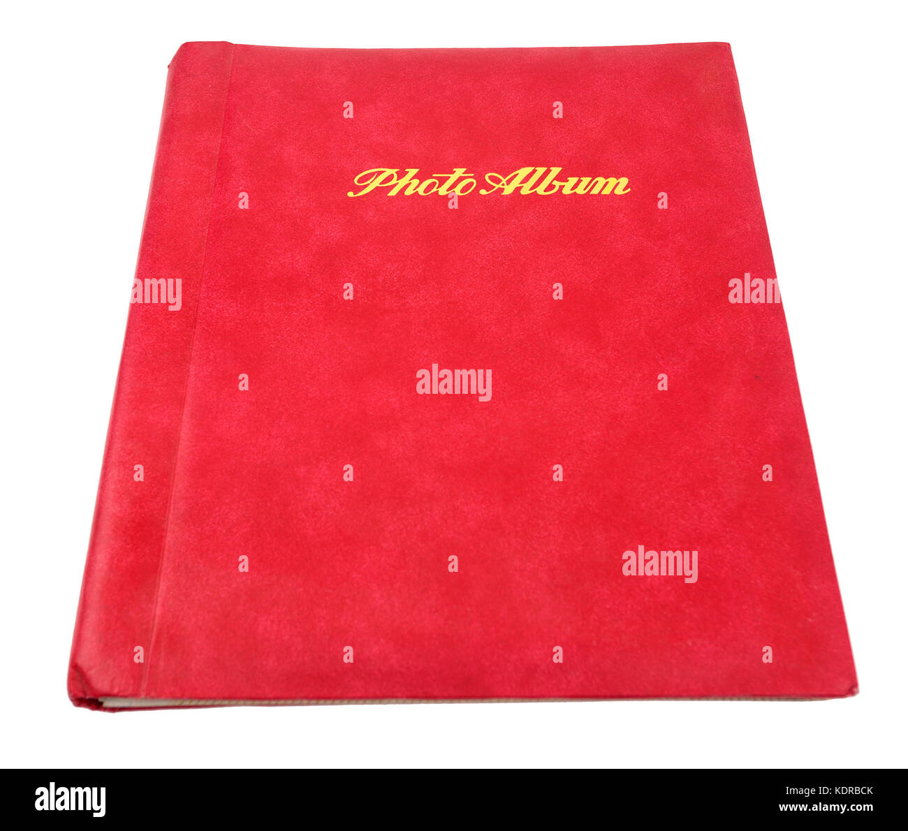Coperchio rosso album di foto di famiglia con scritte in oro. isolato. Foto Stock